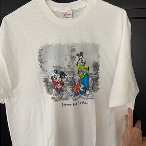 90’s adult Disney White T-Shirt with Mickey, Goofy, and Donald